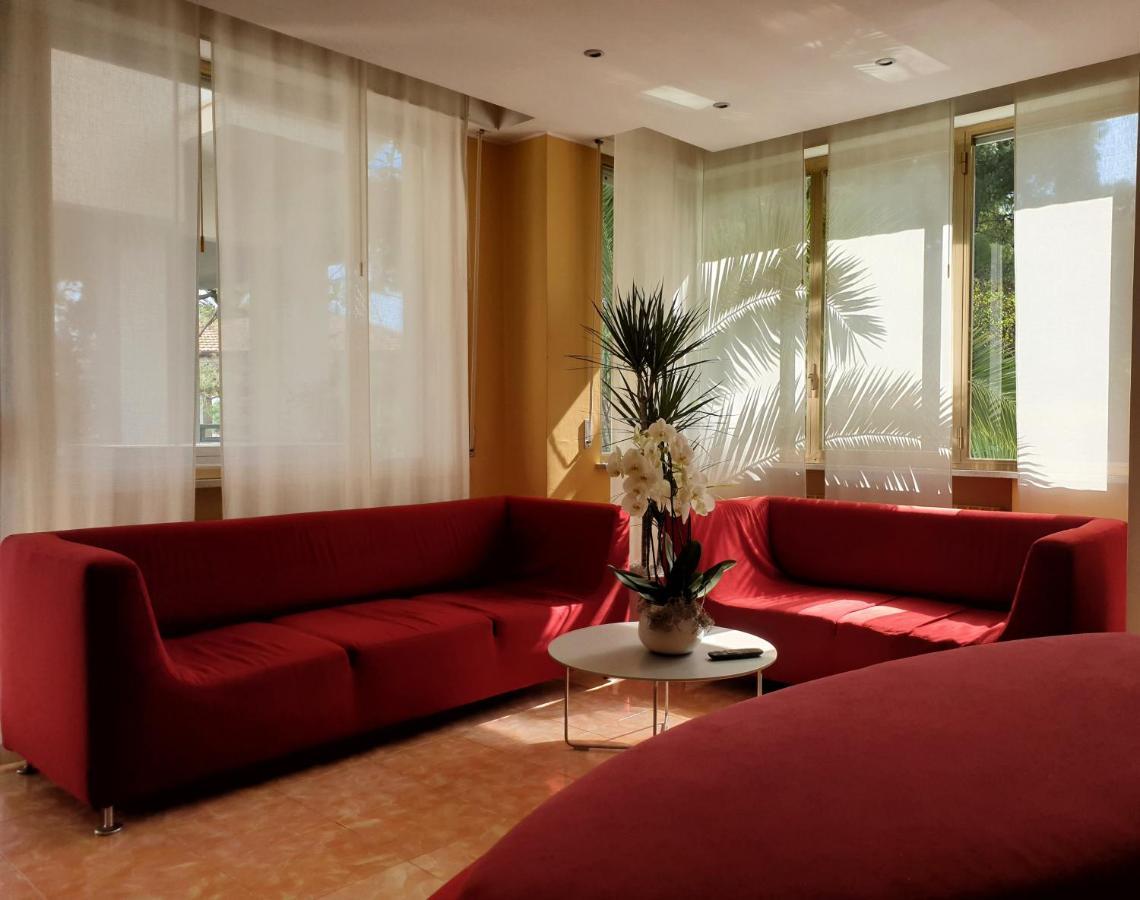 Hotel Sorriso Numana Bagian luar foto